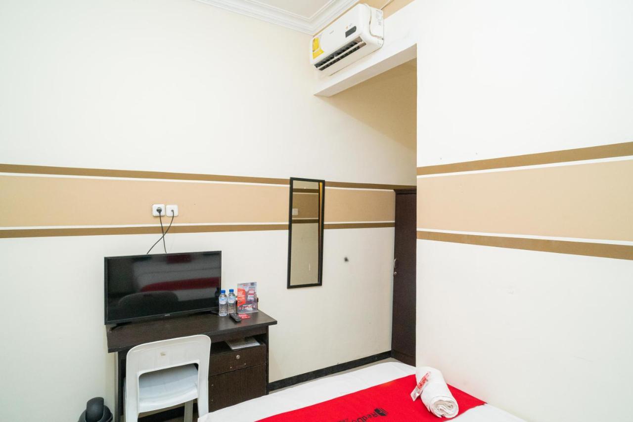 Reddoorz Syariah Near Marvel City Mall 2 Surabaya Exterior foto